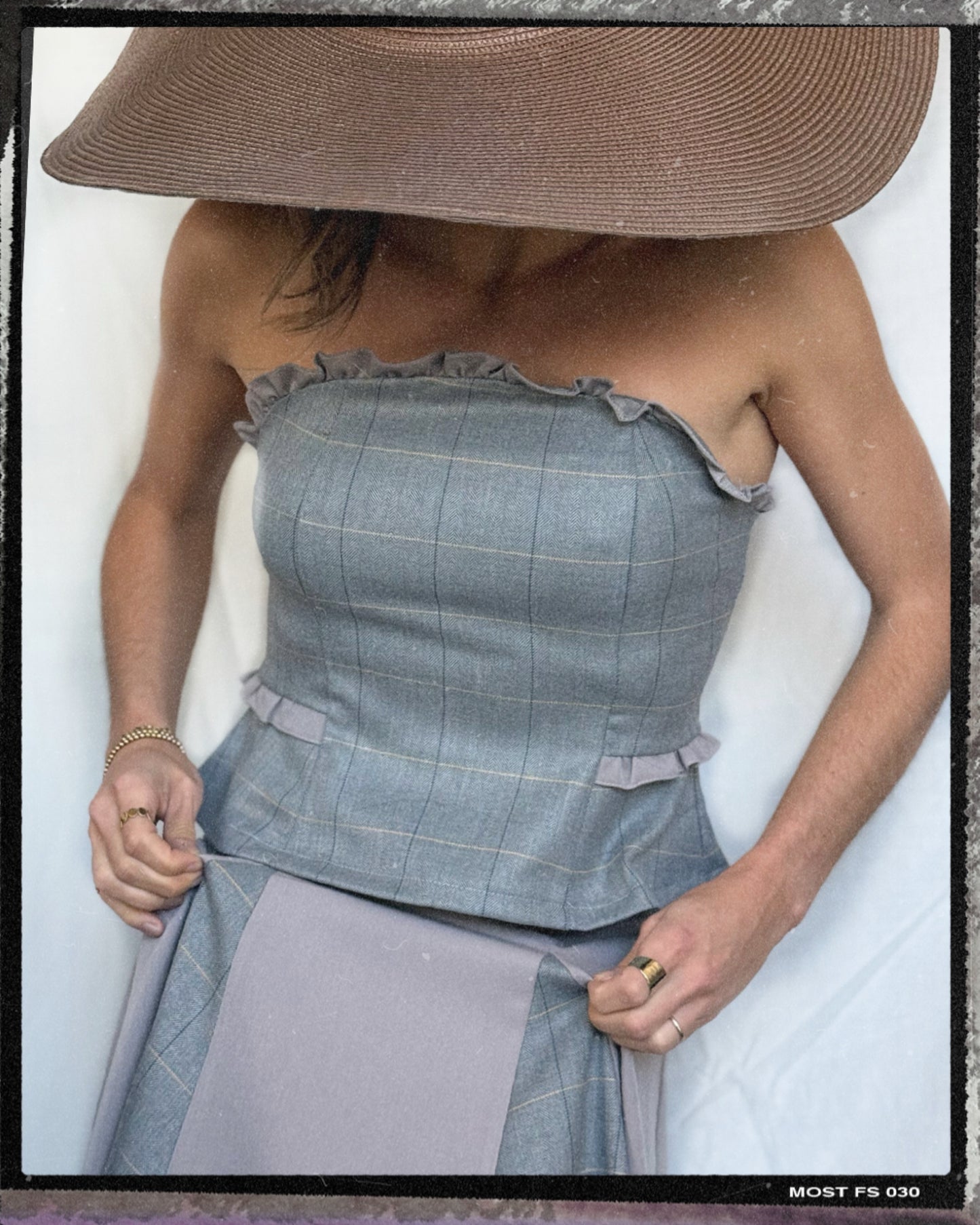 Top Palabra de Honor Gris Cuadros