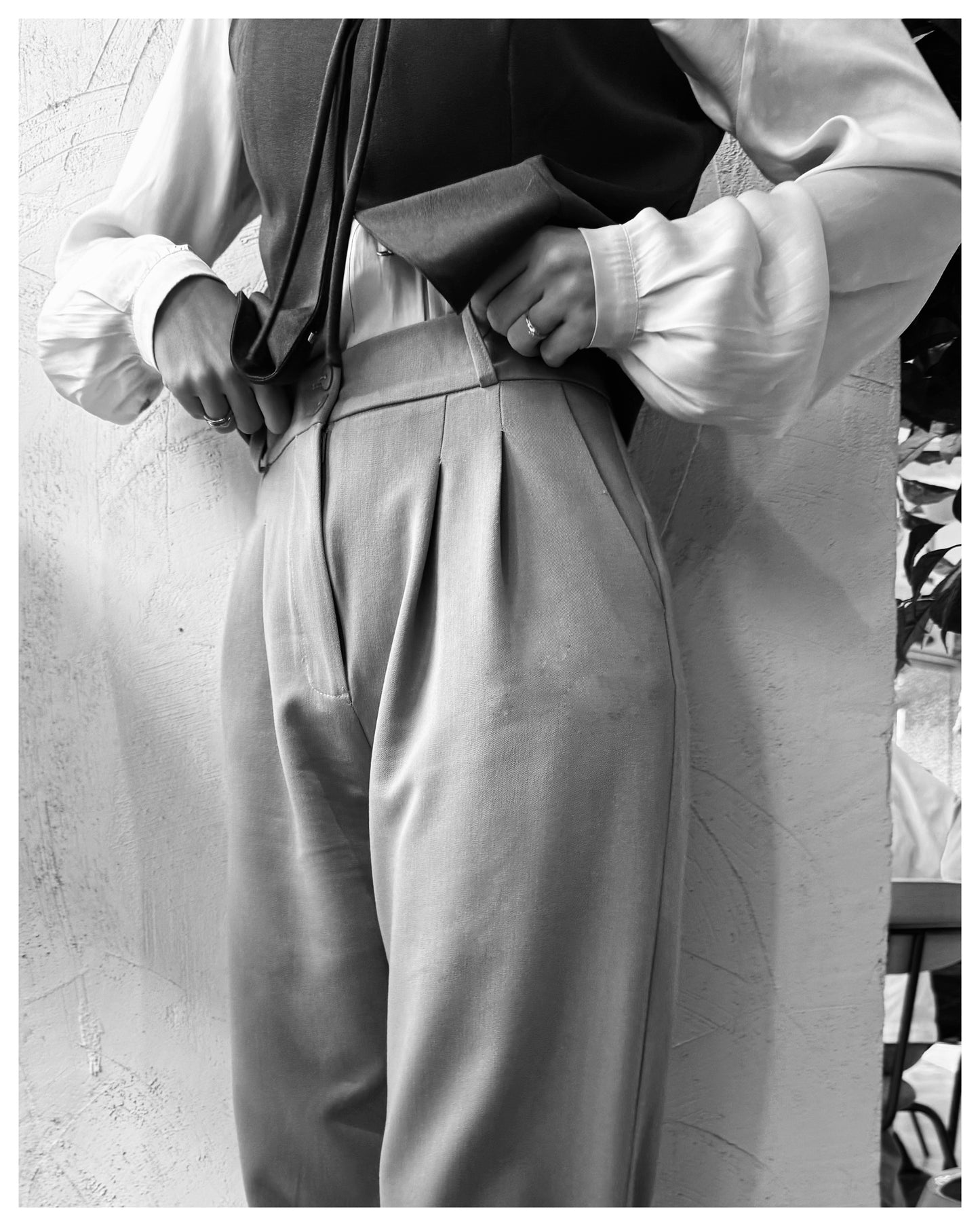 Pantalón Globo Puños Gris